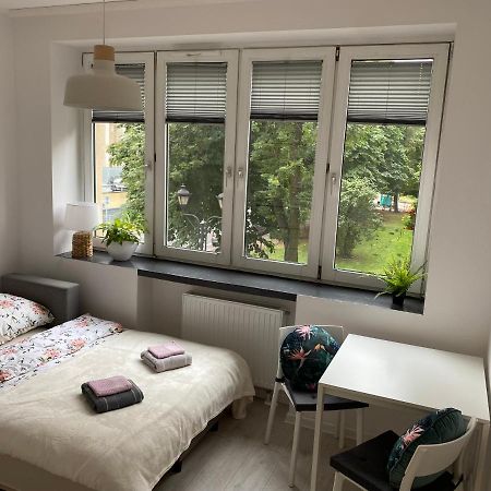 Kawalerki Basi Przy Dabrowskiego 22 Katowice Exterior foto