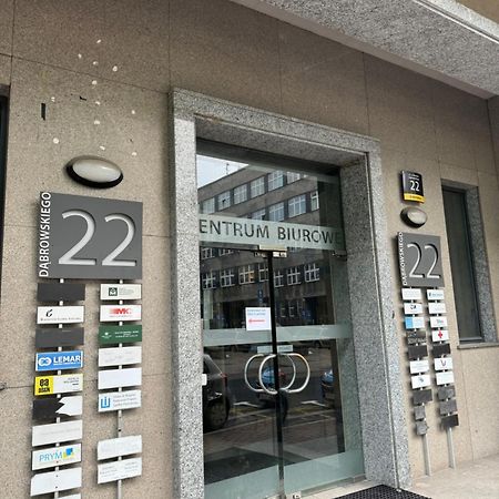 Kawalerki Basi Przy Dabrowskiego 22 Katowice Exterior foto